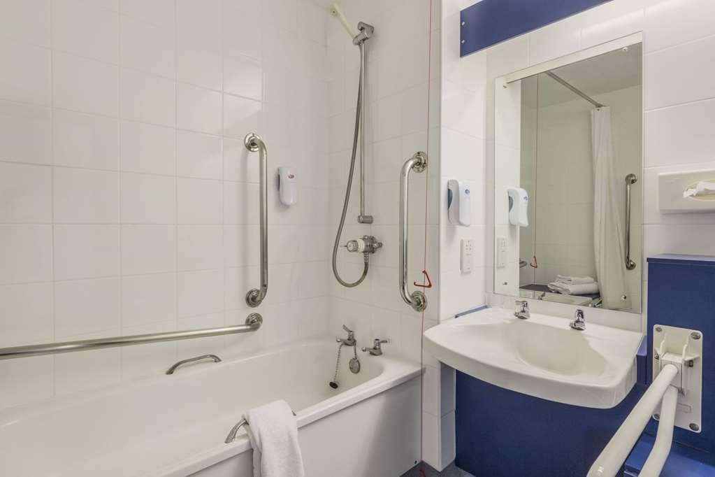 Days Inn Мегор Номер фото